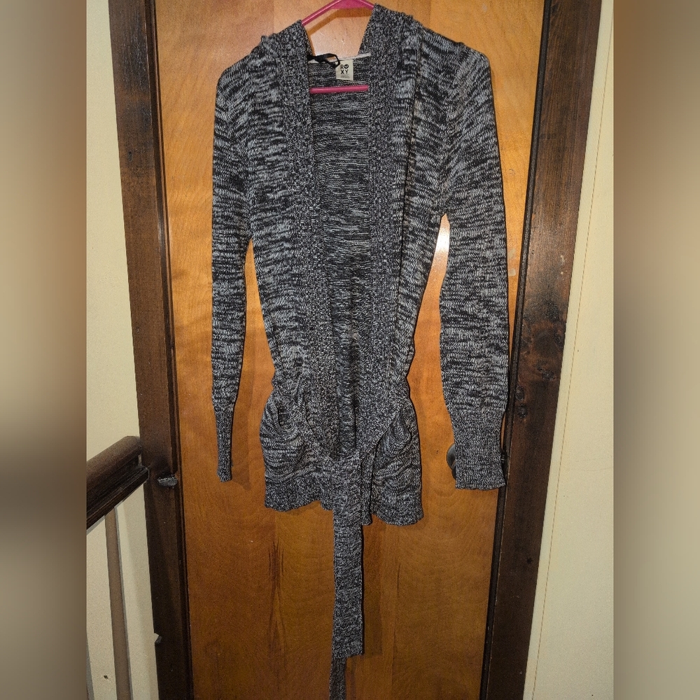 Roxy Woman's Small Open Faced Sweater With Tie Around Waist And Hood